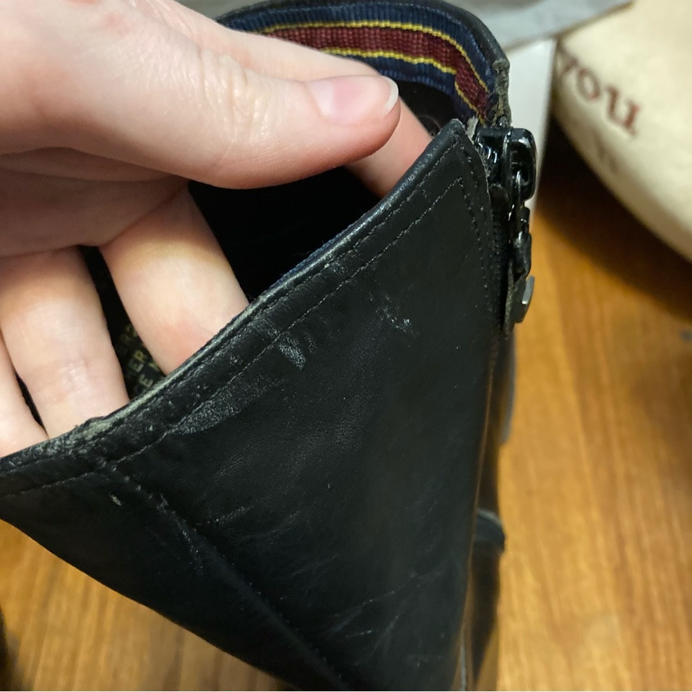 Black leather square toed boots - Picture 9 of 12